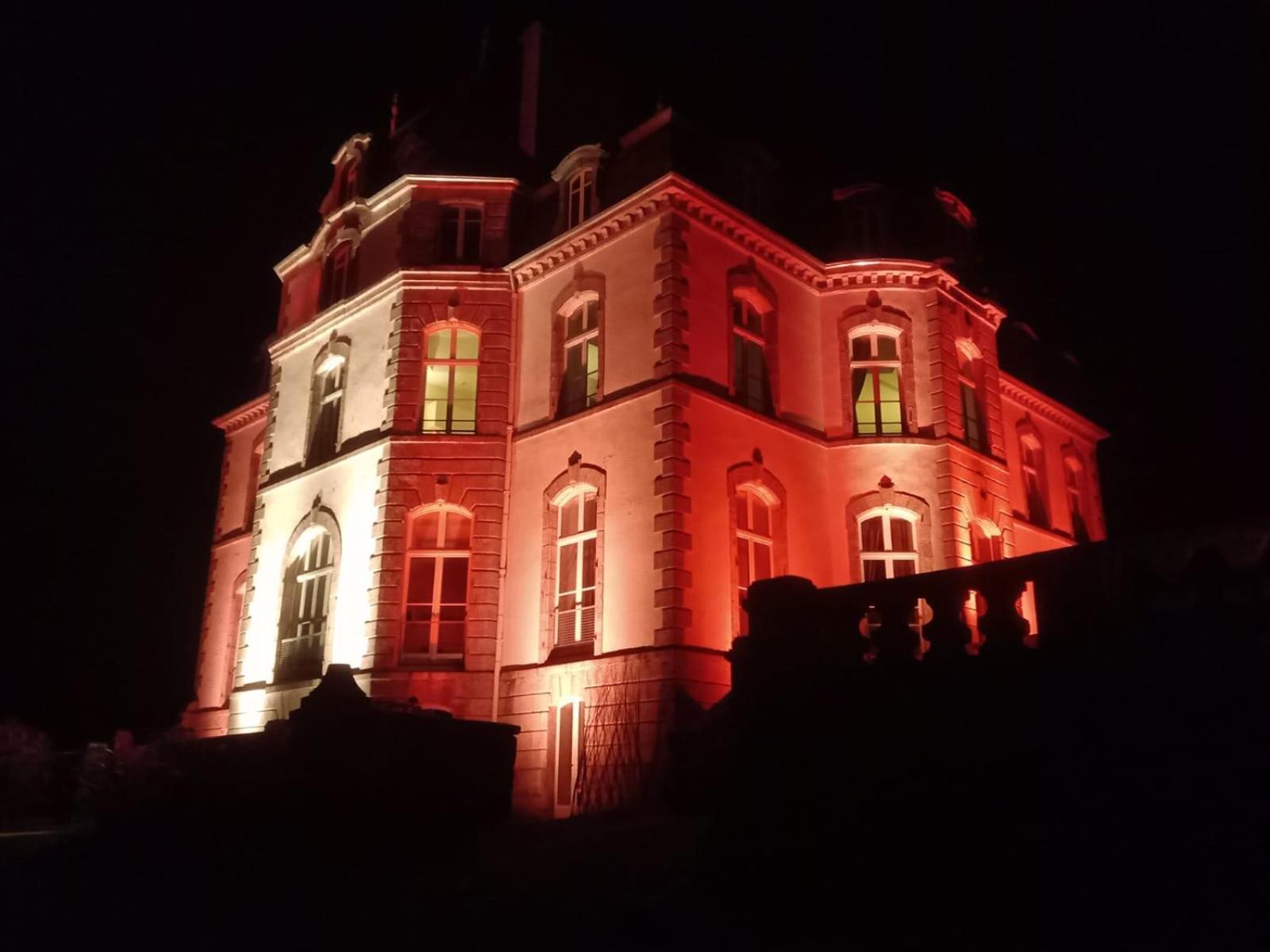 Chateau De Locqueran Pierres Et Filets Bleus Audierne Exterior photo