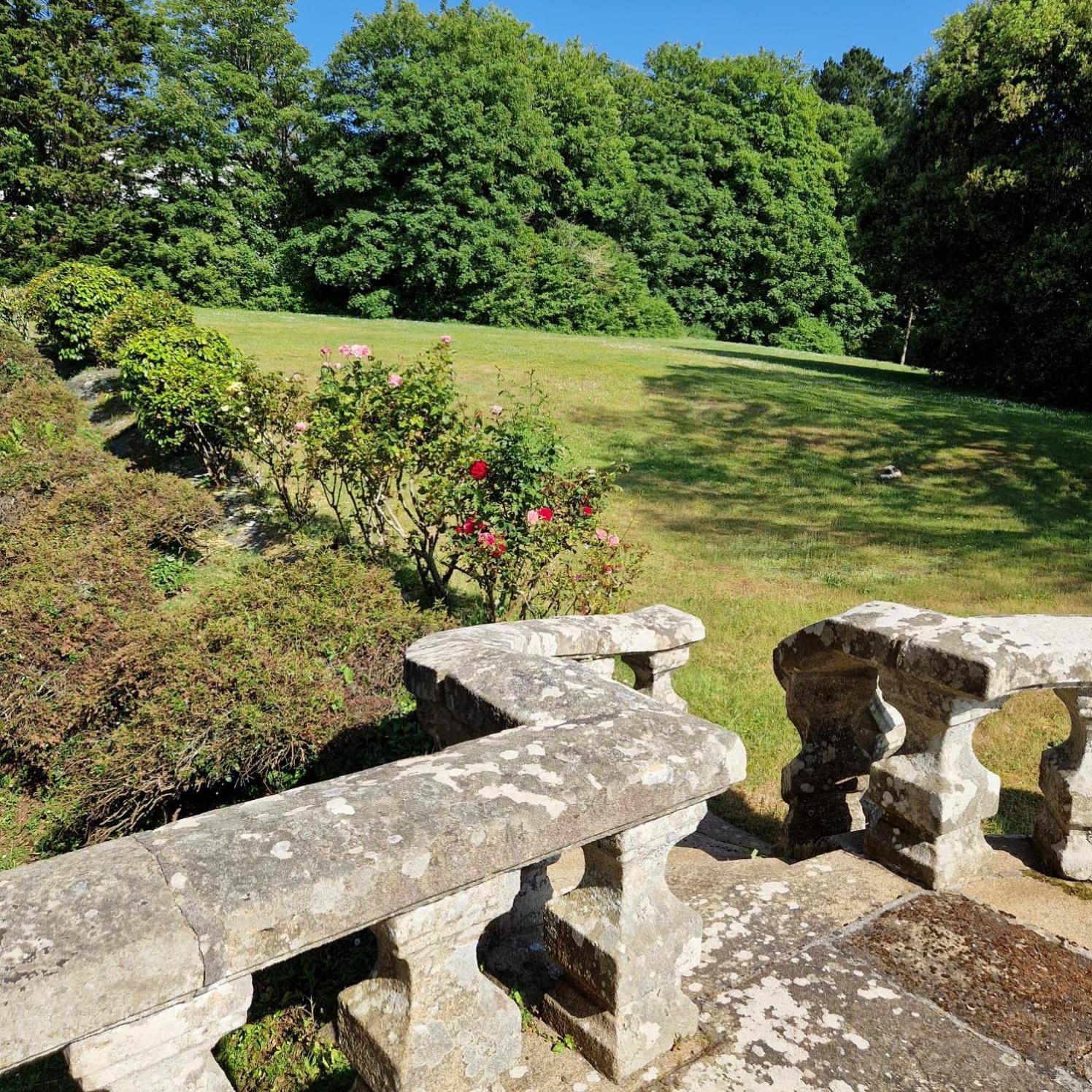 Chateau De Locqueran Pierres Et Filets Bleus Audierne Exterior photo